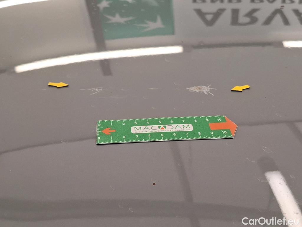  Toyota  Corolla TOYOTA  / 2018 / 5P / Berline Hybride 122h Dynamic Business Stage Acad #3