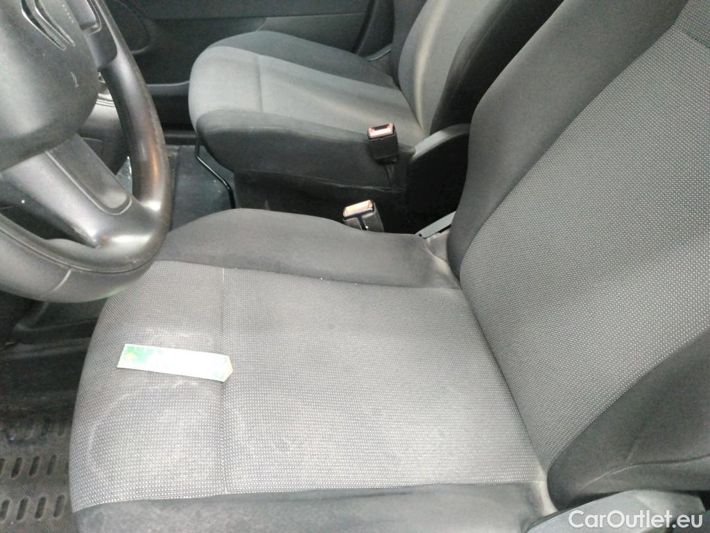  Citroen  Berlingo  Fourgon Club XL 950 1.5 BlueHDi 100CV BVM5 E6dT #40