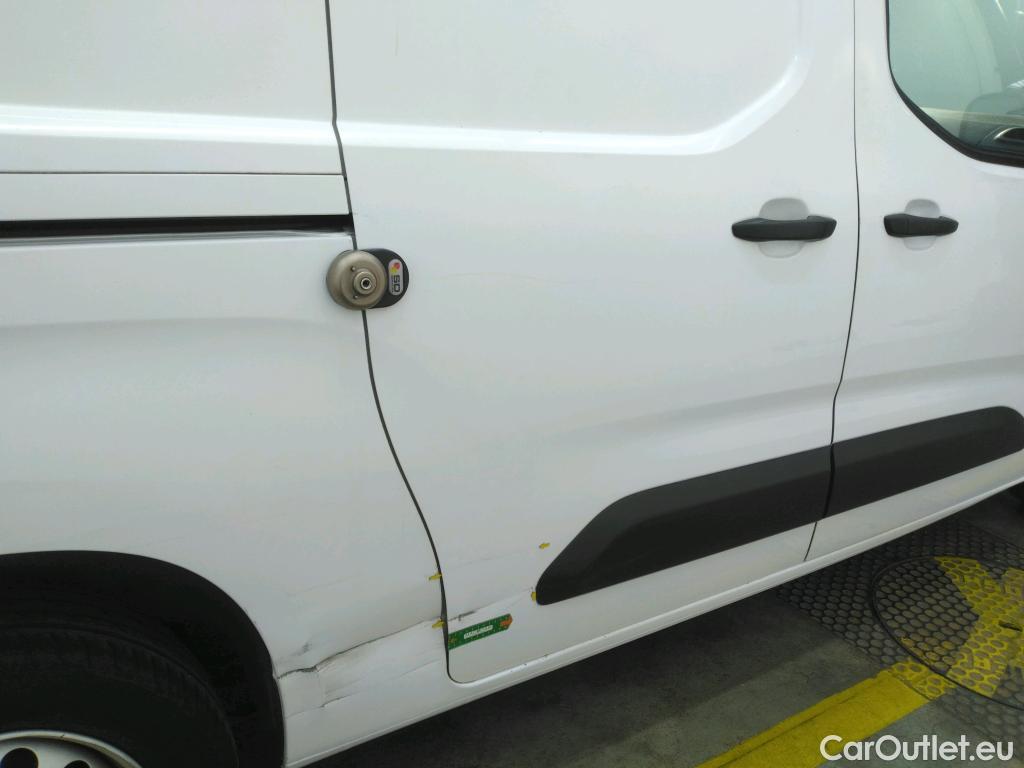  Citroen  Berlingo  Fourgon Club XL 950 1.5 BlueHDi 100CV BVM5 E6dT #15