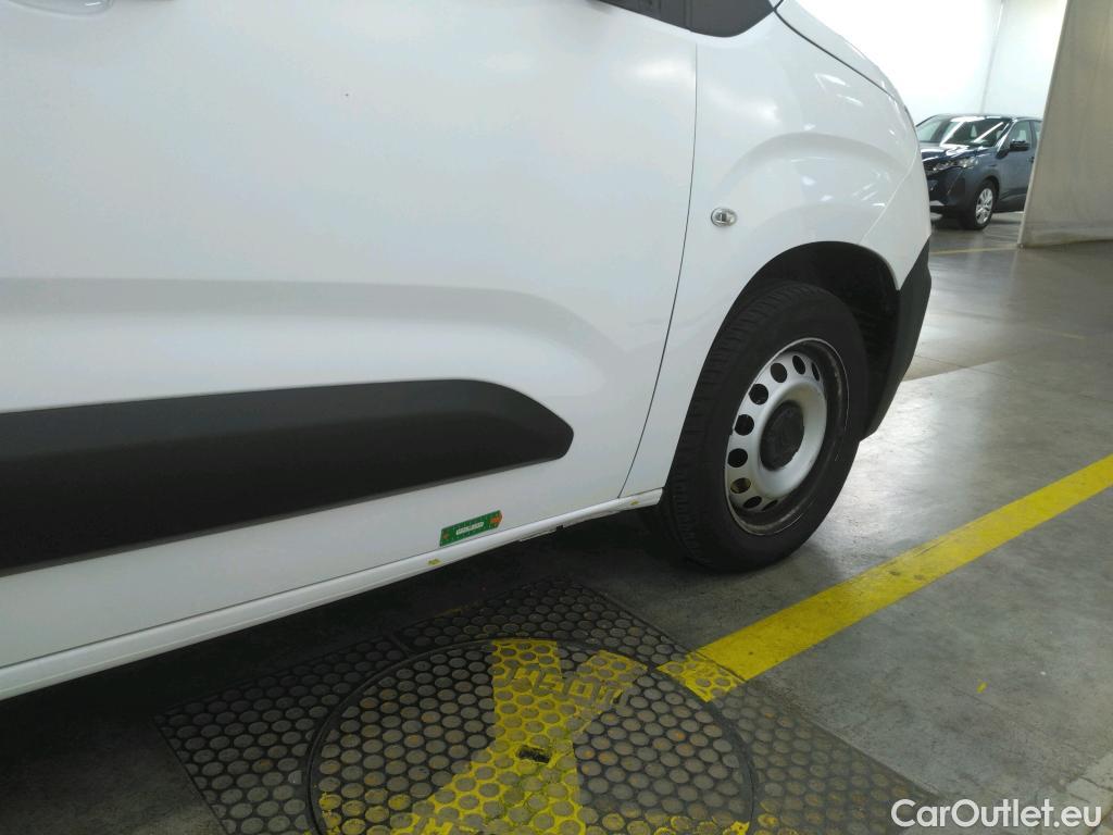  Citroen  Berlingo  Fourgon Club XL 950 1.5 BlueHDi 100CV BVM5 E6dT #1