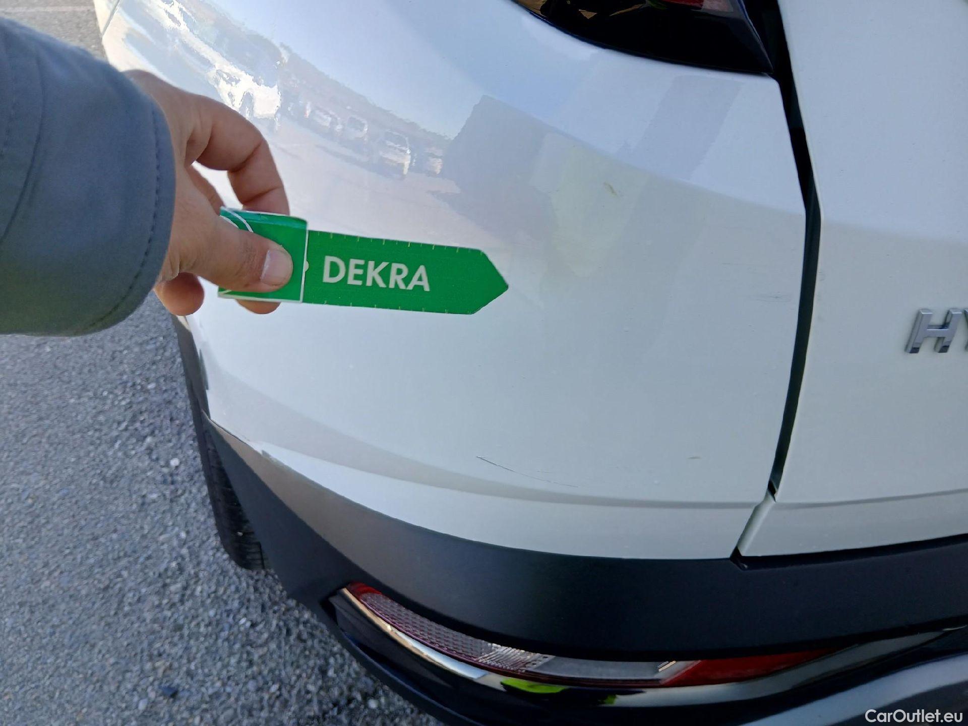  Hyundai  Tucson HYUNDAI  / 2020 / 5P / todoterreno 1.6 TGDI 169kW HEV Tecno Auto 2C #27