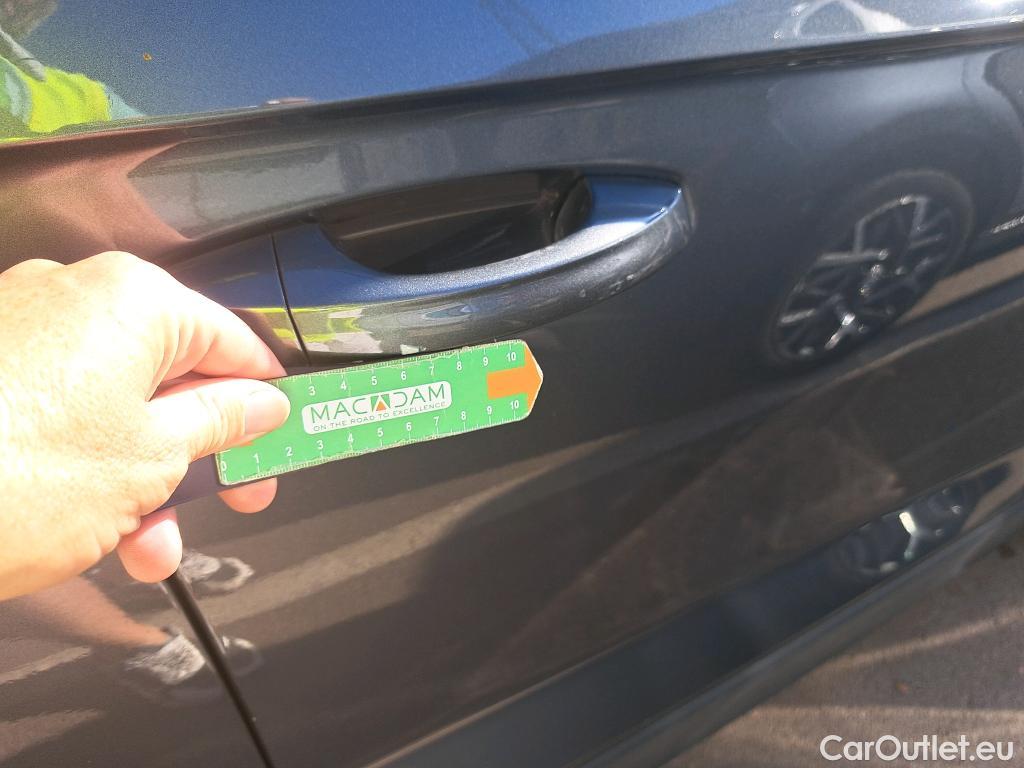  Volkswagen  T-ROC  Advance 2.0 TDI 150CV AT7 E6d #36