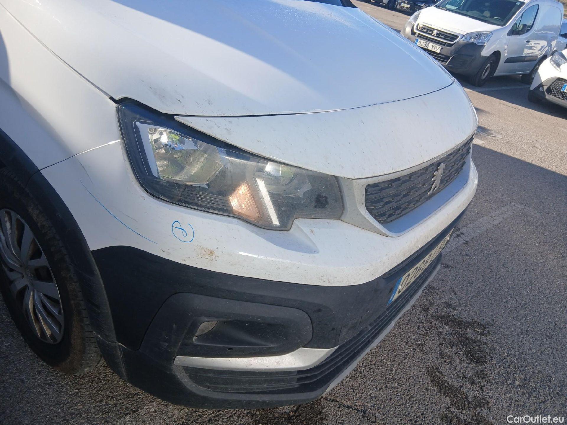  Peugeot  RIFTER PEUGEOT  / 2018 / 4P / combi Active Standard BlueHDi 73kW (IND) (CX2) #28