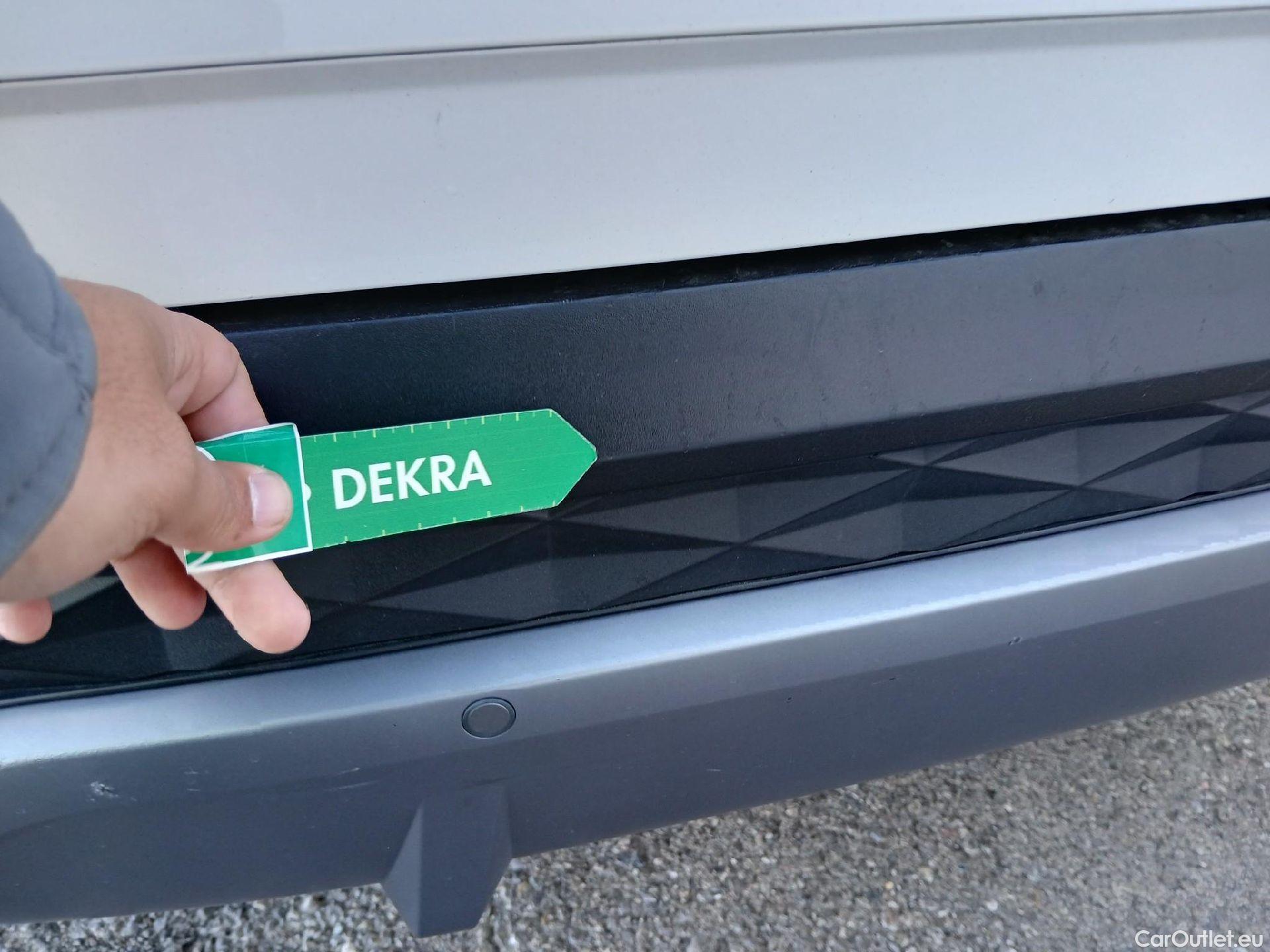  Hyundai  Tucson HYUNDAI  / 2020 / 5P / todoterreno 1.6 TGDI 169kW HEV Tecno Auto 2C #28