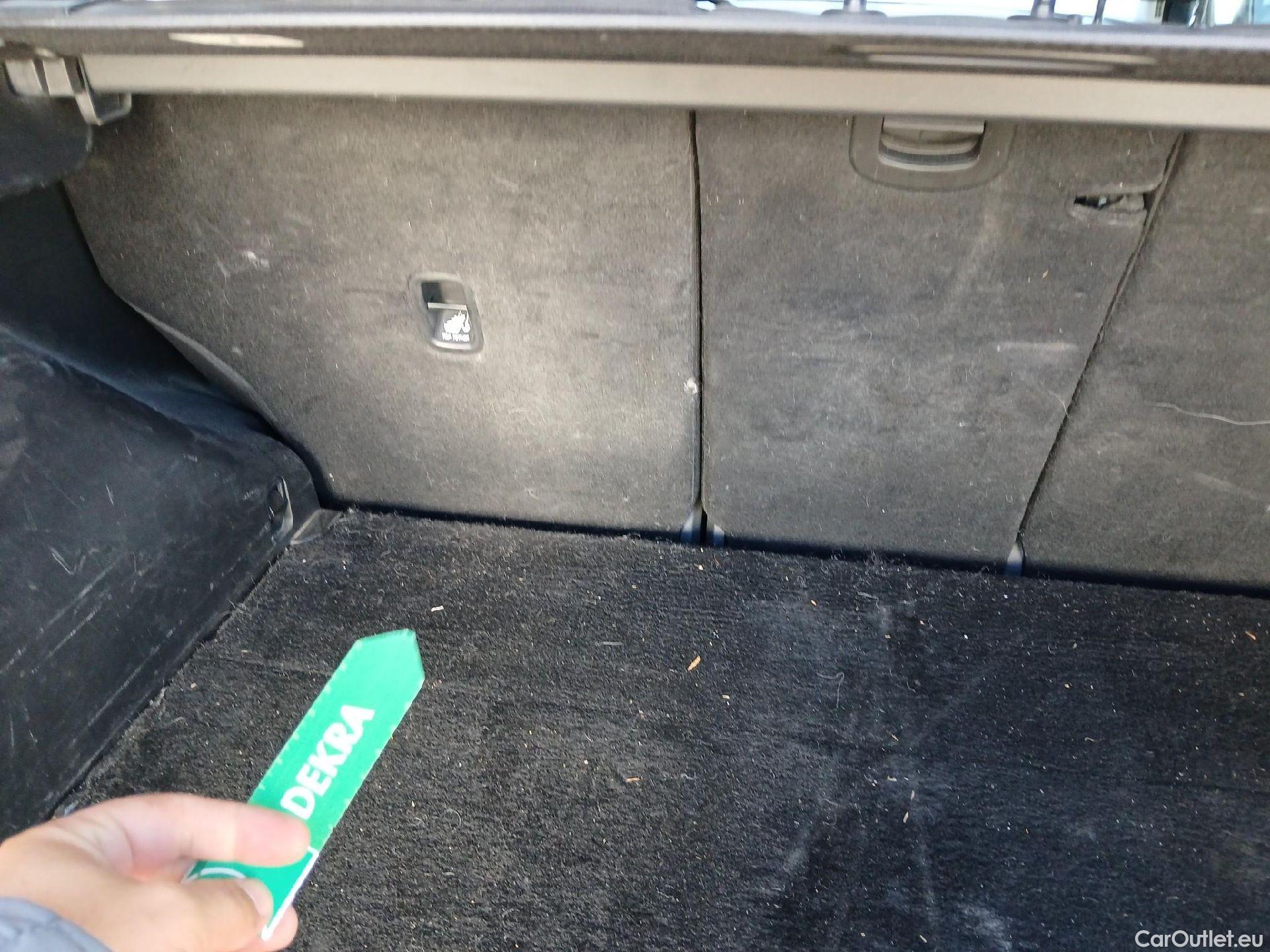  Hyundai  Tucson HYUNDAI  / 2020 / 5P / todoterreno 1.6 TGDI 169kW HEV Tecno Auto 2C #2