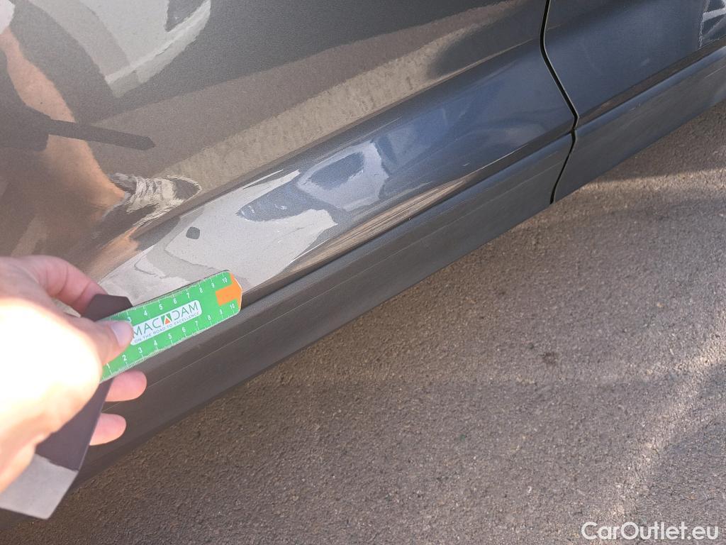  Volkswagen  T-ROC  Advance 2.0 TDI 150CV AT7 E6d #7