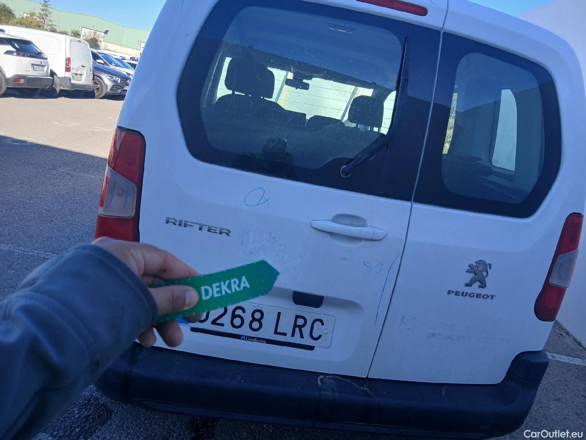  Peugeot  RIFTER PEUGEOT  / 2018 / 4P / combi Active Standard BlueHDi 73kW (IND) (CX2) #44