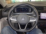  Volkswagen  Tiguan 2.0 TDI SCR 4Motion DSG Elegance Automatic Diesel  96 #14
