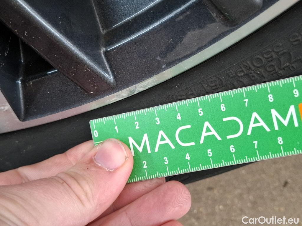  Volkswagen  Tiguan VOLKSWAGEN  Allspace / 2017 / 5P / SUV 2.0 TDI 150 DSG7 Confortline Business #32