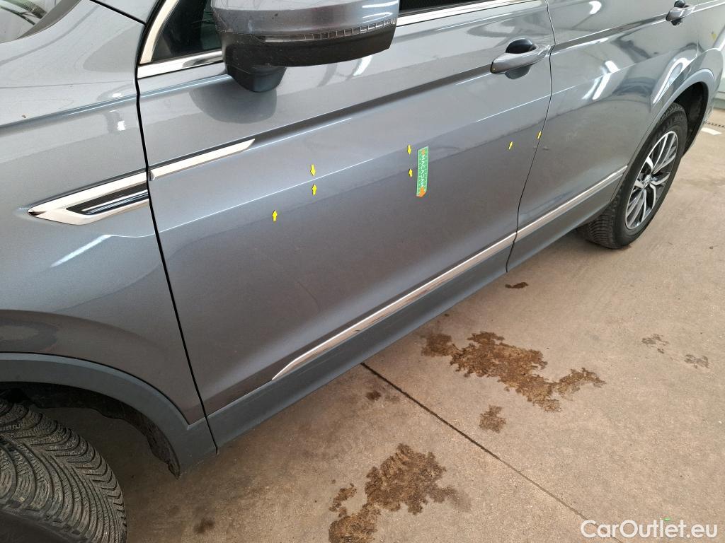  Volkswagen  Tiguan VOLKSWAGEN  Allspace / 2017 / 5P / SUV 2.0 TDI 150 DSG7 Confortline Business #9