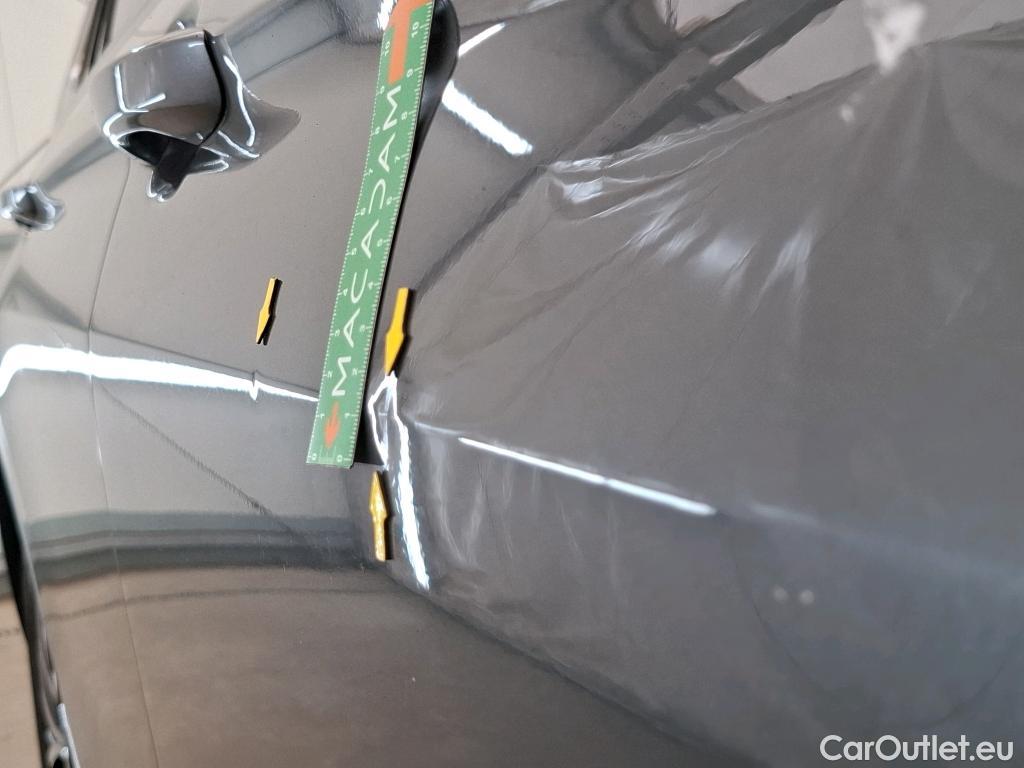  Volkswagen  Tiguan VOLKSWAGEN  Allspace / 2017 / 5P / SUV 2.0 TDI 150 DSG7 Confortline Business #51