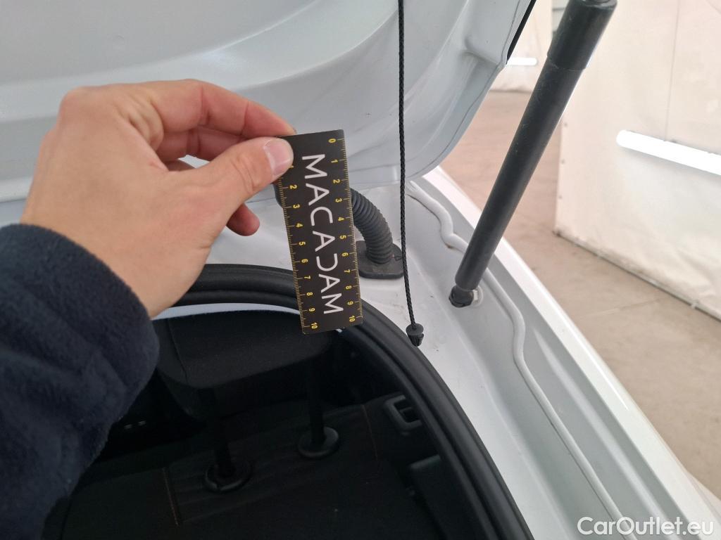  Peugeot  208  (e-) Active Business 50kWh BVA #28