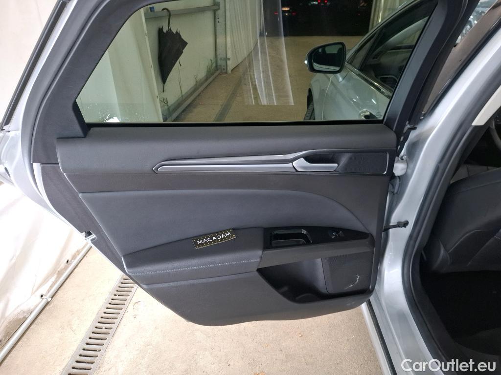  Ford  Mondeo  Berline Titanium Hybrid 2.0 185CV BVA1 E6dT #5