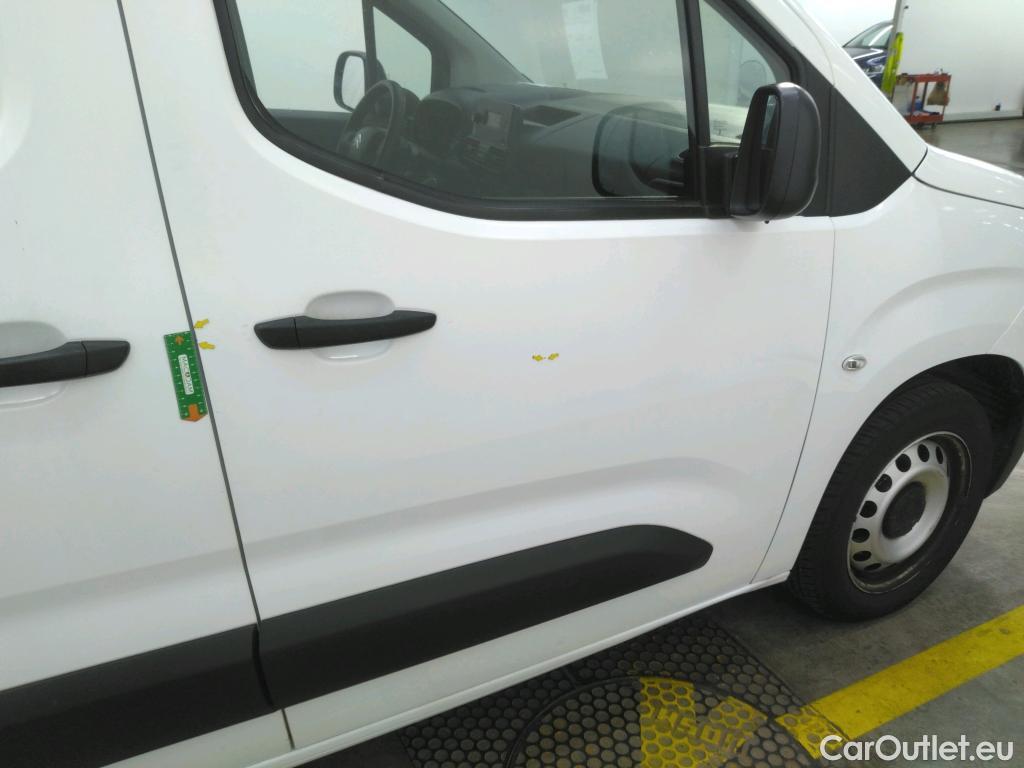  Citroen  Berlingo  Fourgon Club XL 950 1.5 BlueHDi 100CV BVM5 E6dT #47