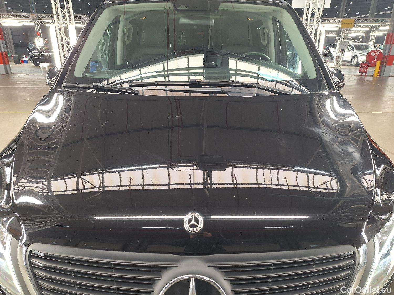  Mercedes  EQV Mercedes,  '20 BEV, Mercedes-Benz   300 L2 5d #17