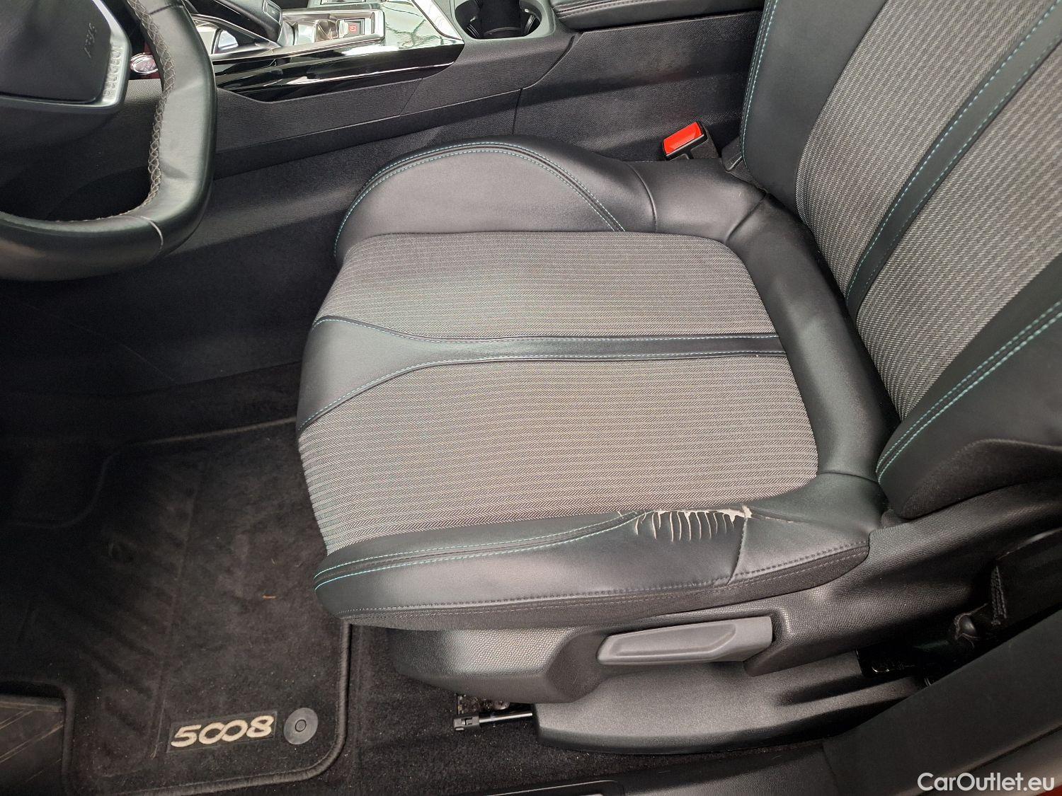  Peugeot  5008 Peugeot,  FL'20, Peugeot  1.5 BlueHDi 96kW S&S EAT8 Allure Pack #43