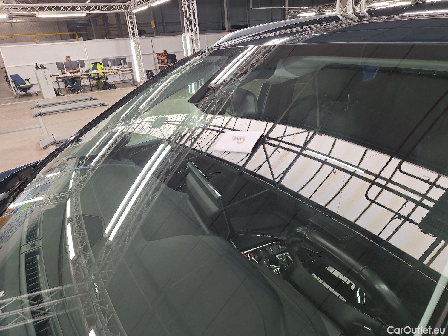  Peugeot  5008 Peugeot,  FL'20, Peugeot  1.5 BlueHDi 96kW S&S EAT8 Allure Pack #51