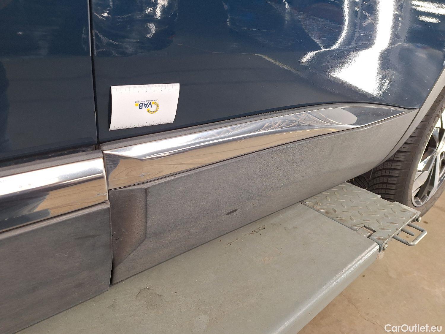  Peugeot  5008 Peugeot,  FL'20, Peugeot  1.5 BlueHDi 96kW S&S EAT8 Allure Pack #36