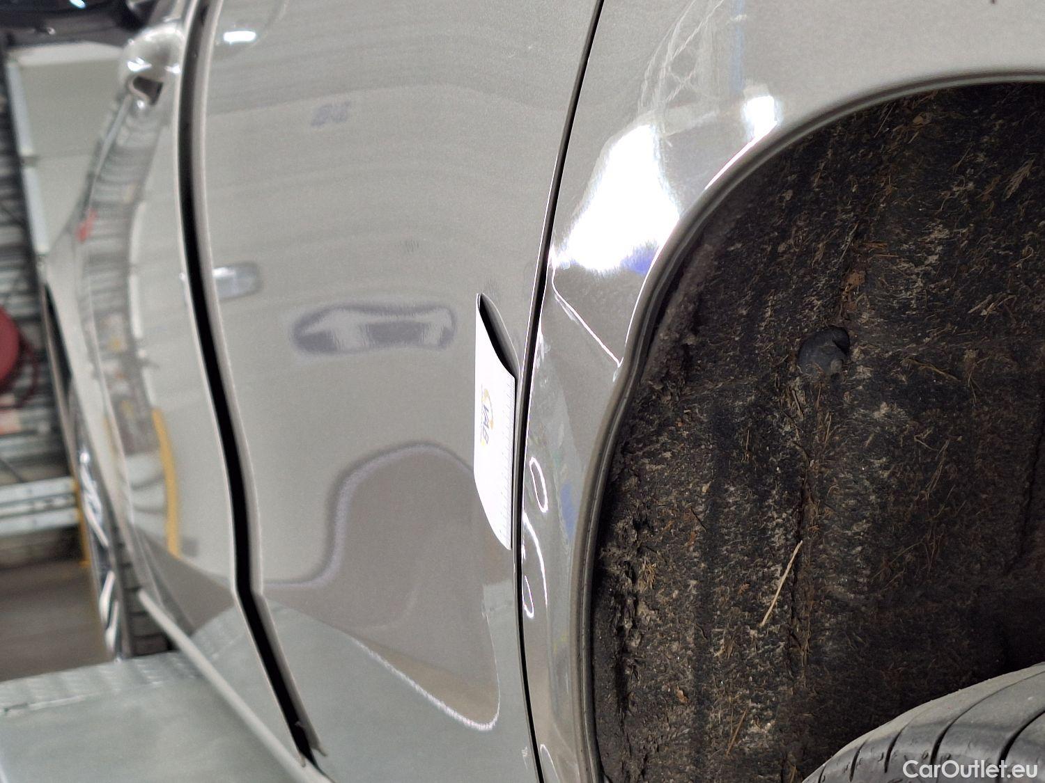  Mercedes  C-Klasse Mercedes, C-Class Br '21 PHEV, Mercedes-Benz  Break C 300 e Luxury Line 5 #19