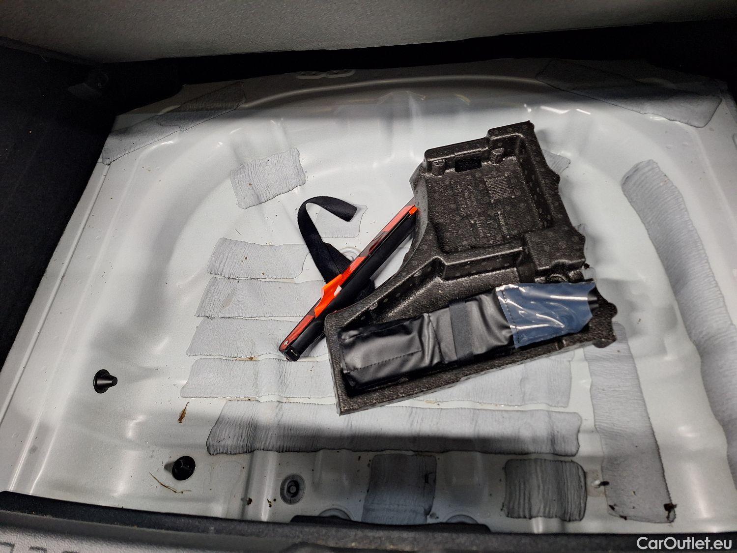  Audi  A3 Audi,  SB '20, Audi  Sportback 2.0 35 TDi 110kW S tronic Busine #1