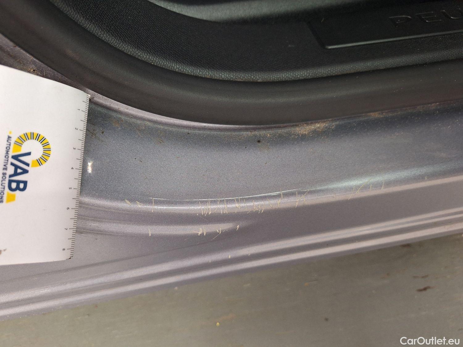  Peugeot  5008 Peugeot,  '16, Peugeot  1.5 BlueHDi 96kW S&S EAT8 Allure 5d #16