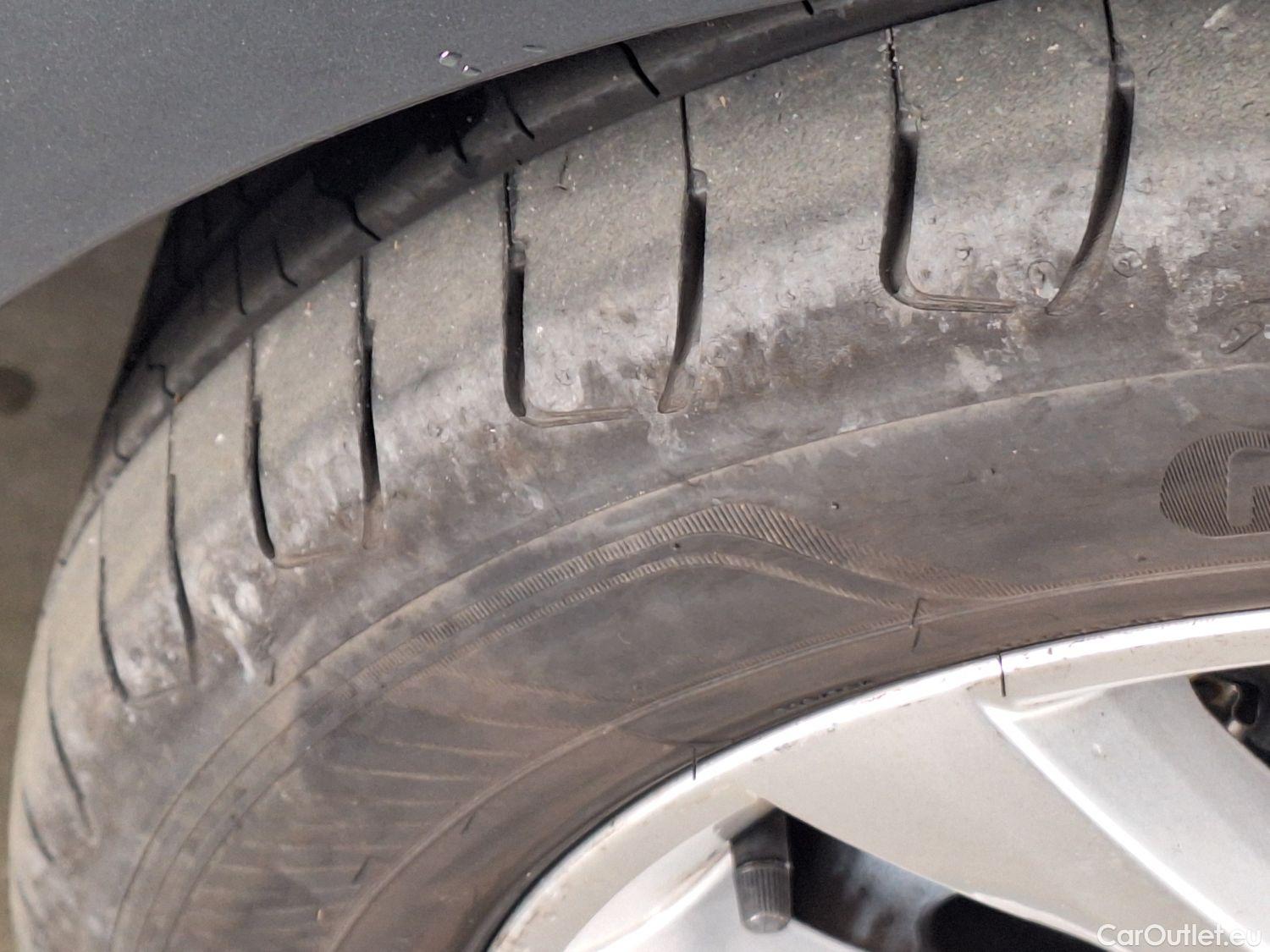  Skoda  Octavia Skoda,  Combi FL'16, Skoda  Combi 1.0 TSI GreenTec 85kW Ambition #17