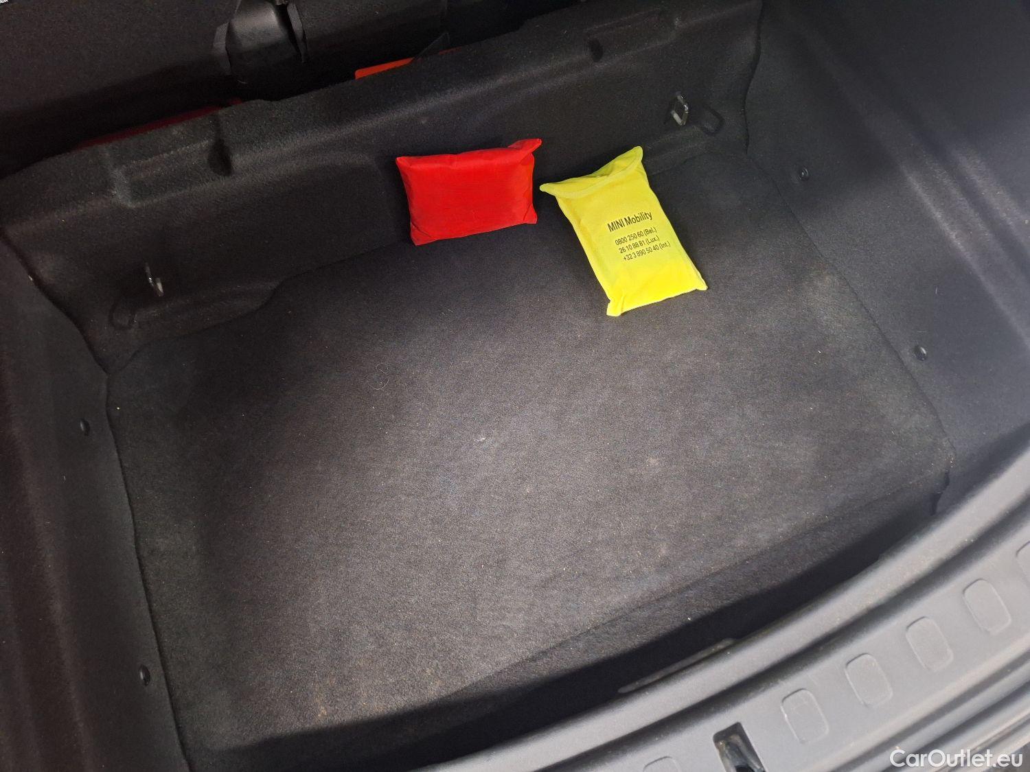  Mini  Countryman MINI, Mini  '16, Mini  One D (85 kW) 5d #2