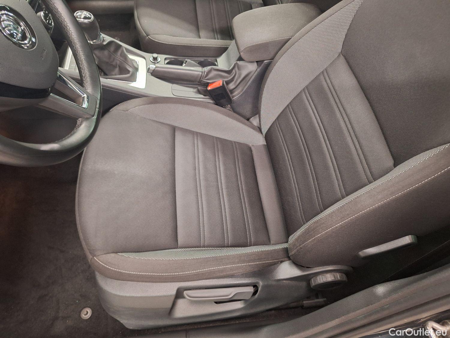  Skoda  Octavia Skoda,  Combi FL'16, Skoda  Combi 1.0 TSI GreenTec 85kW Ambition #9