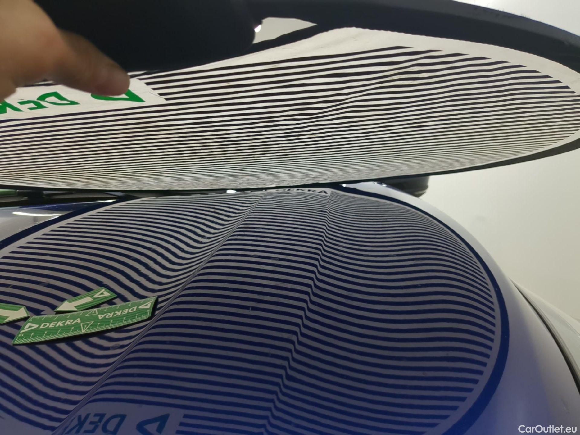  Renault  Captur RENAULT  / 2019 / 5P / SUV Business TCe 140 EDC FAP -21 #33