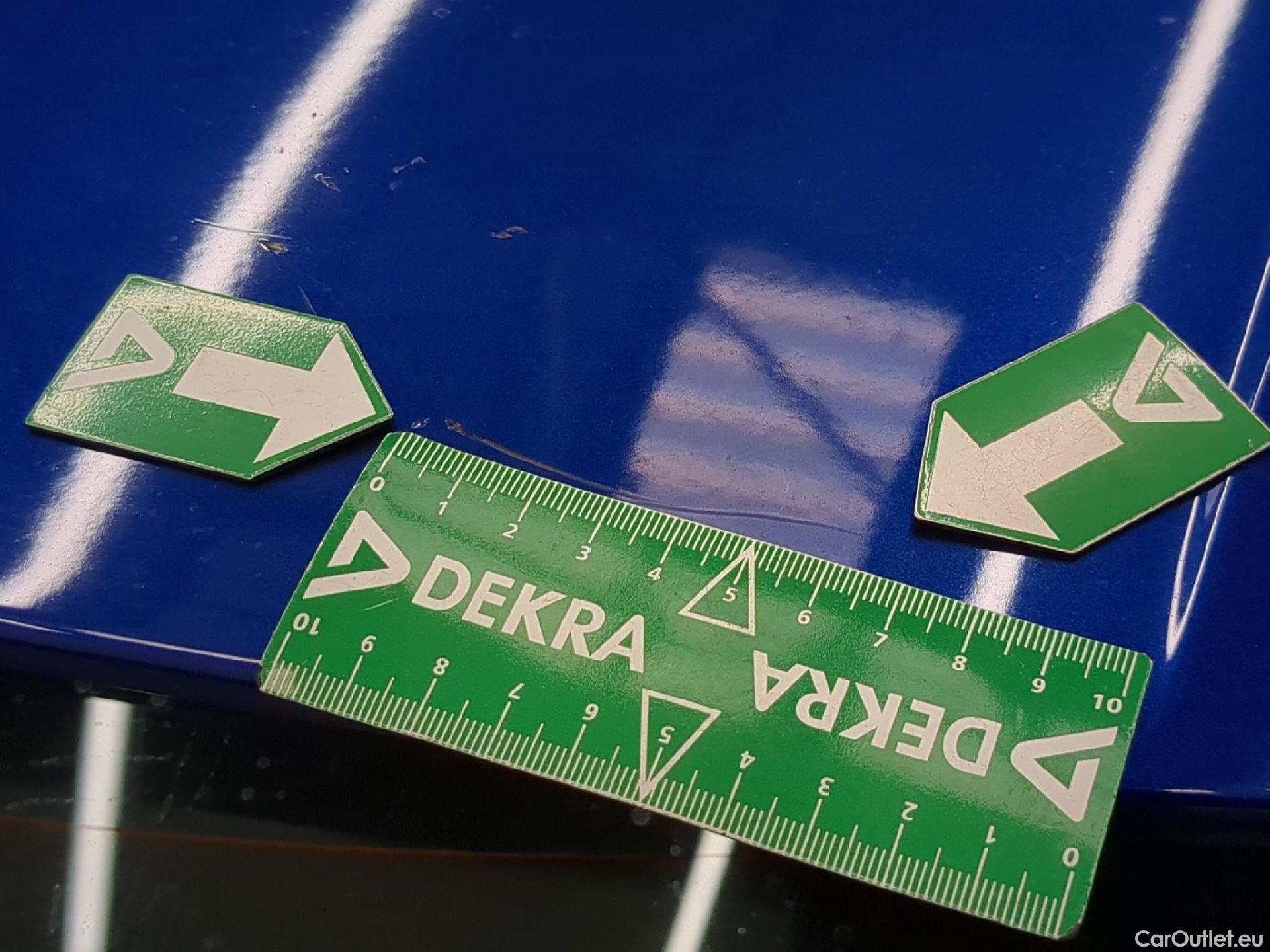  Renault  Captur RENAULT  / 2019 / 5P / SUV Business TCe 140 EDC FAP -21 #43