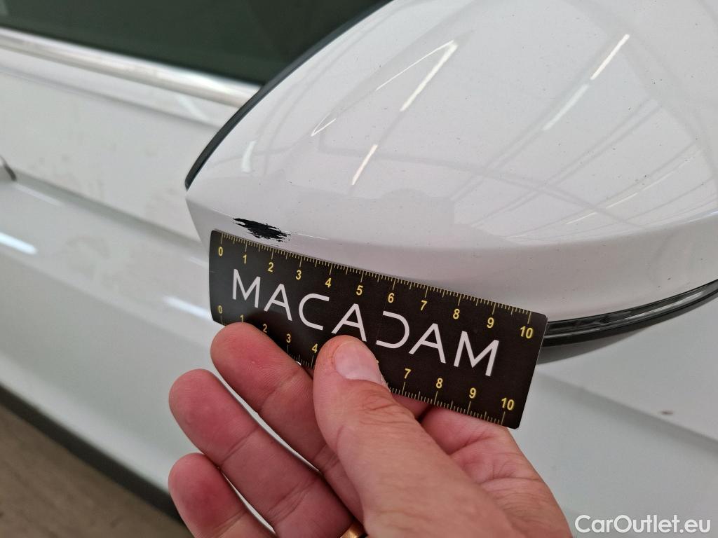  Volkswagen  Tiguan VOLKSWAGEN  5p SUV 20 TDI 150 DSG7 Carat BMT #18