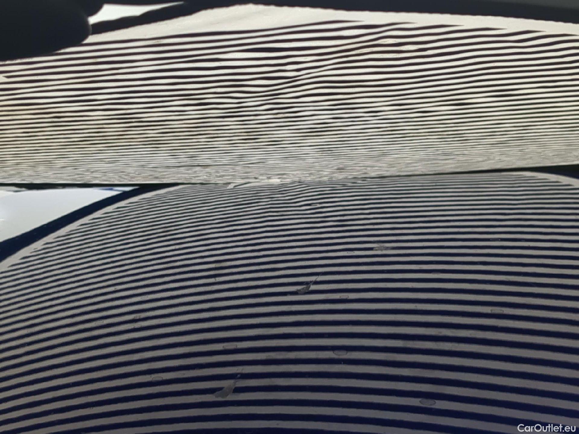  Renault  Captur RENAULT  / 2019 / 5P / SUV Business TCe 140 EDC FAP -21 #30