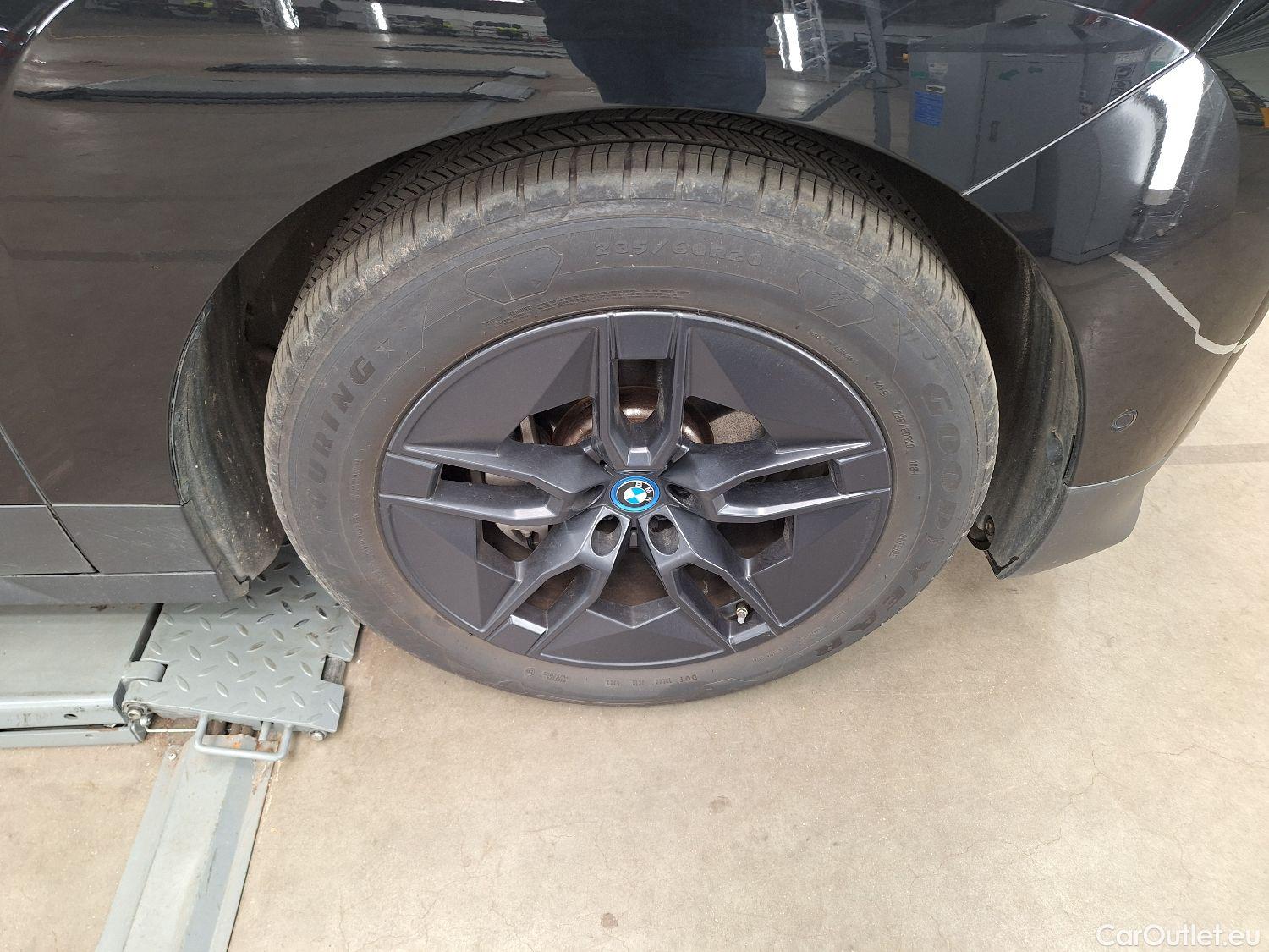  Bmw  iX BMW,  '21 BEV, BMW  xDrive40 5d #4