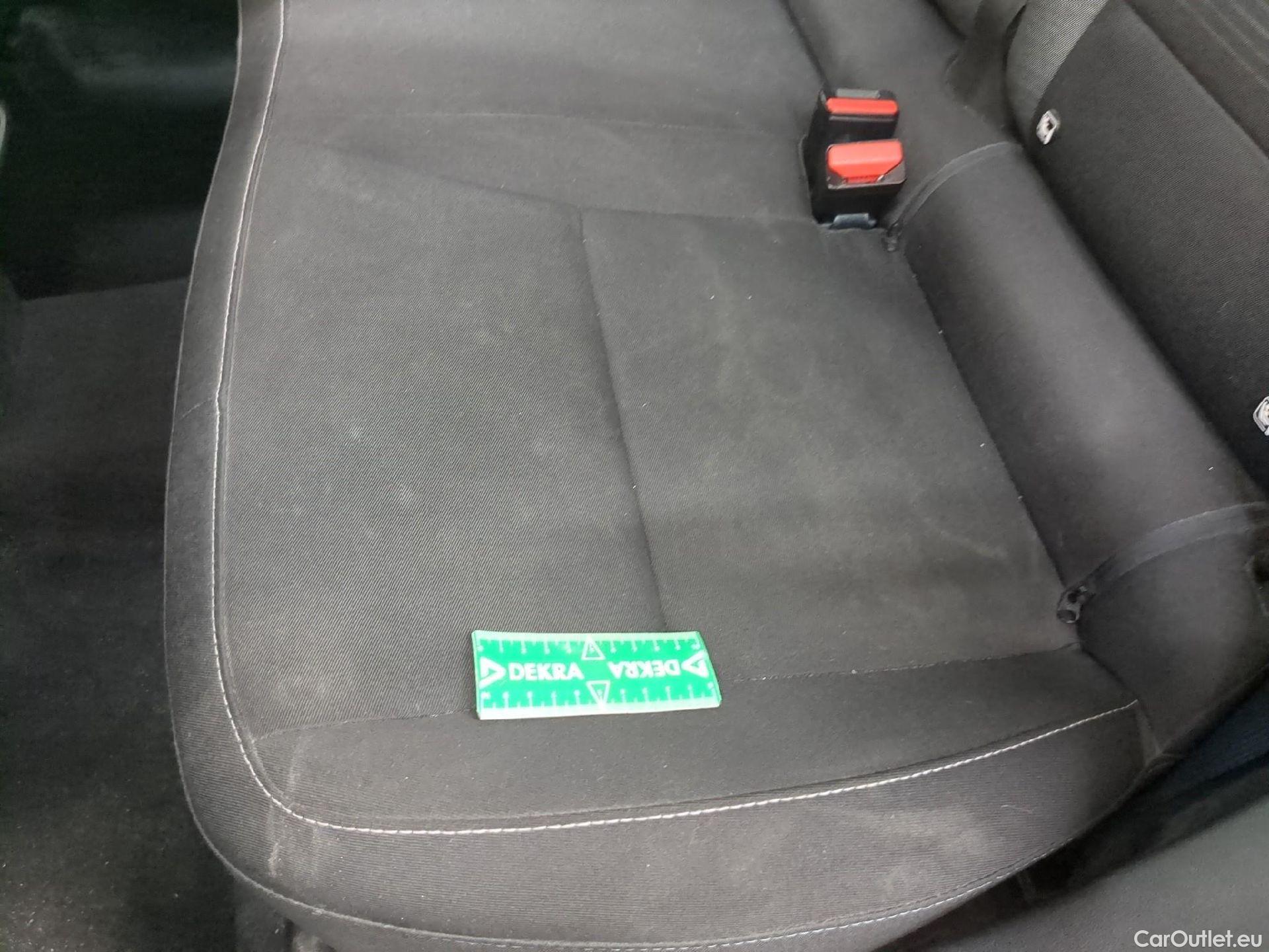  Renault  Captur RENAULT  / 2019 / 5P / SUV Business TCe 140 EDC FAP -21 #10