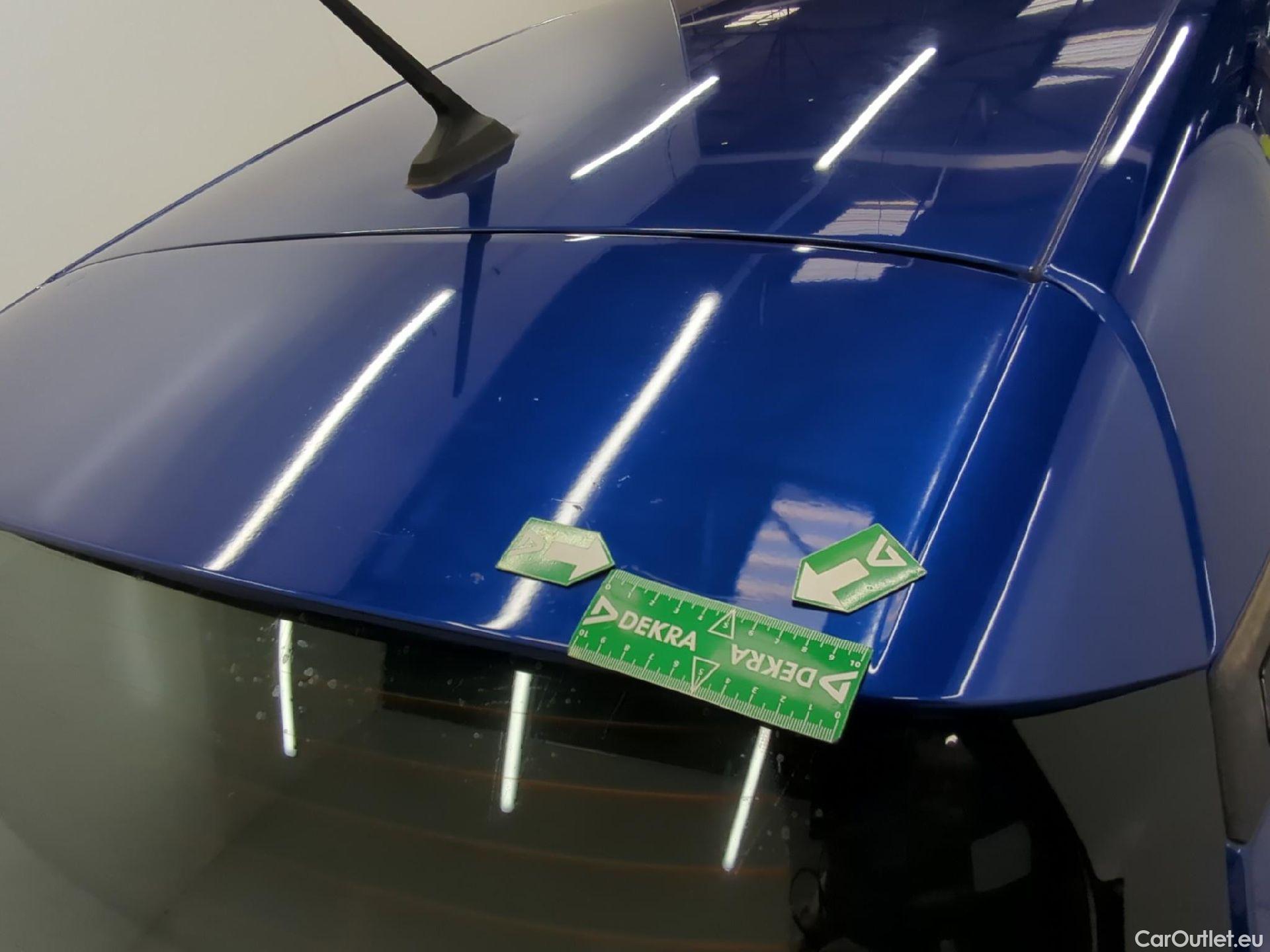  Renault  Captur RENAULT  / 2019 / 5P / SUV Business TCe 140 EDC FAP -21 #44