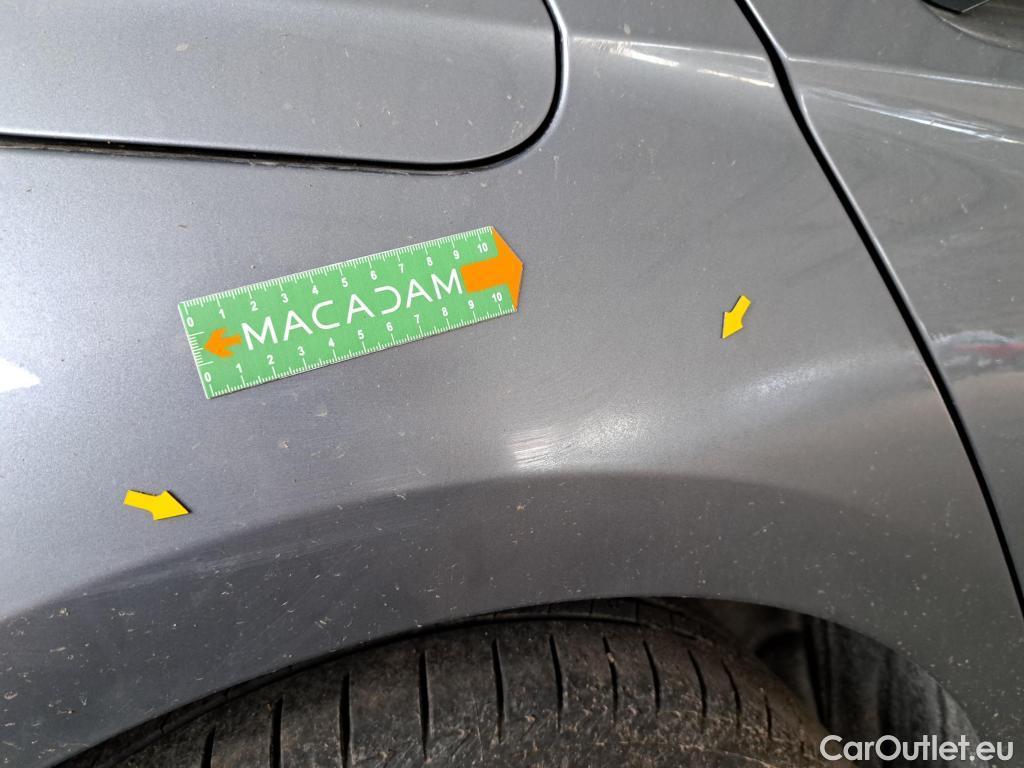  Bmw  Serie 1 BMW Série 1 / 2019 / 5P / Berline 116i DKG7 Business Design #36