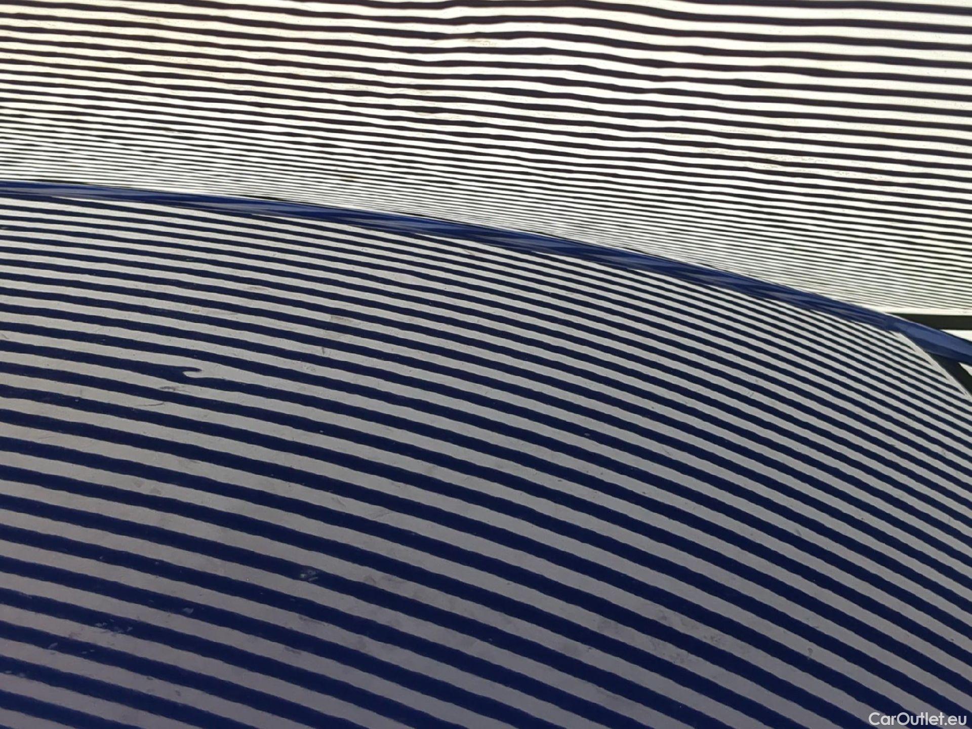  Renault  Captur RENAULT  / 2019 / 5P / SUV Business TCe 140 EDC FAP -21 #16