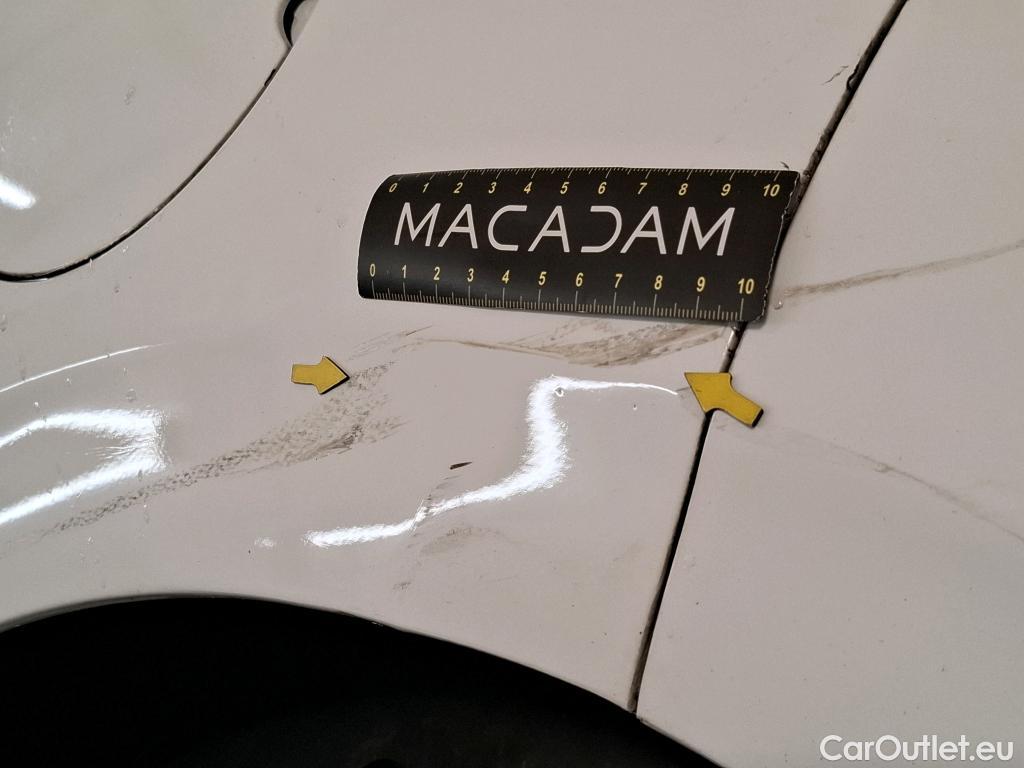  Peugeot  208  Affaire Premium Pack 1.5 HDi 100CV BVM5 E6dT #3