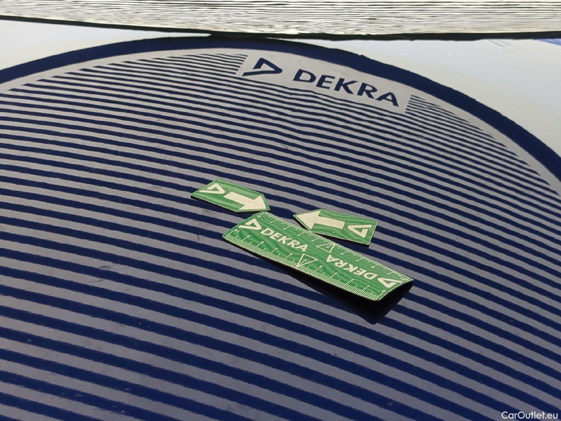  Renault  Captur RENAULT  / 2019 / 5P / SUV Business TCe 140 EDC FAP -21 #17