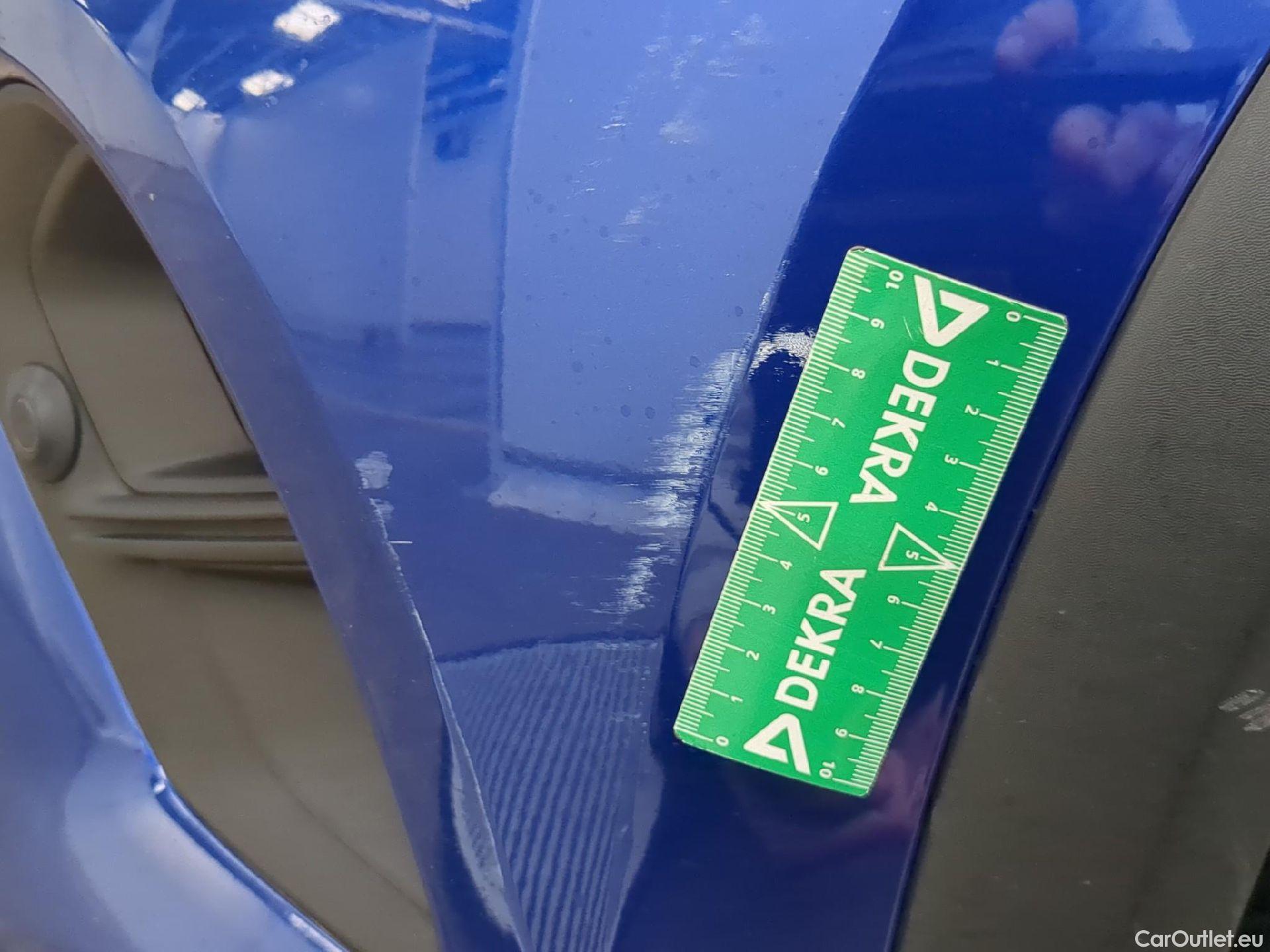  Renault  Captur RENAULT  / 2019 / 5P / SUV Business TCe 140 EDC FAP -21 #25