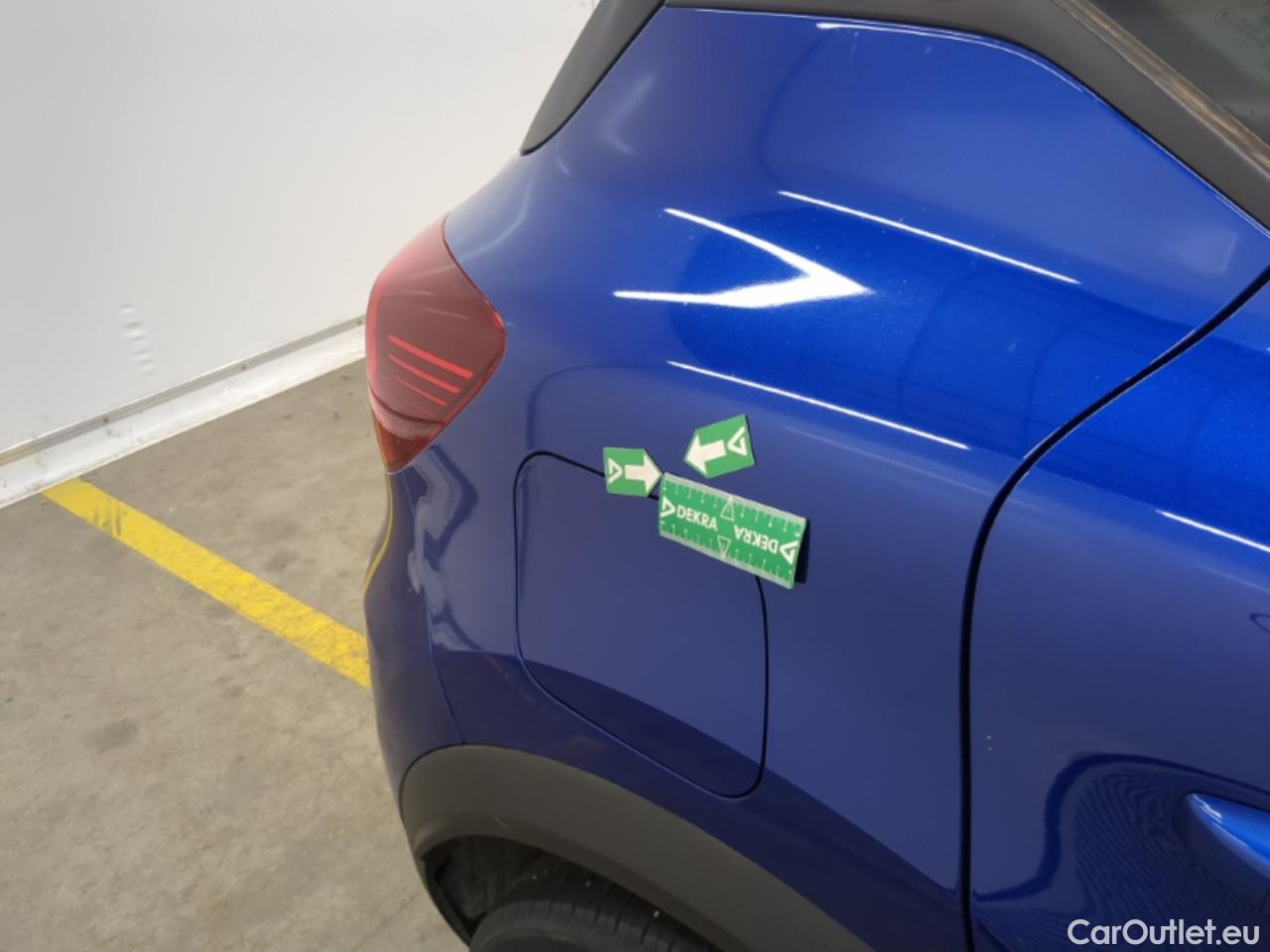  Renault  Captur RENAULT  / 2019 / 5P / SUV Business TCe 140 EDC FAP -21 #18