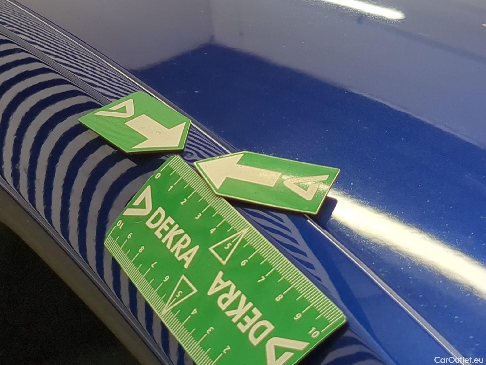  Renault  Captur RENAULT  / 2019 / 5P / SUV Business TCe 140 EDC FAP -21 #12