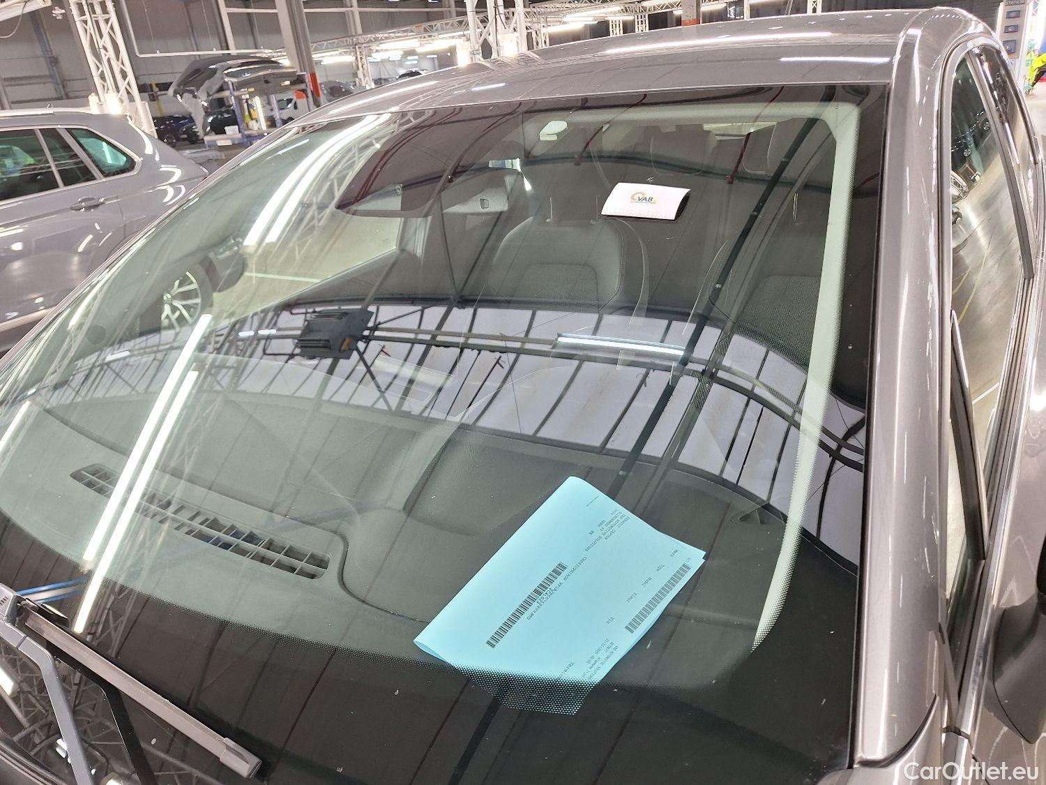  Renault  Captur Renault,  '19, Renault  TCe 140 EDC Intens 5d #26