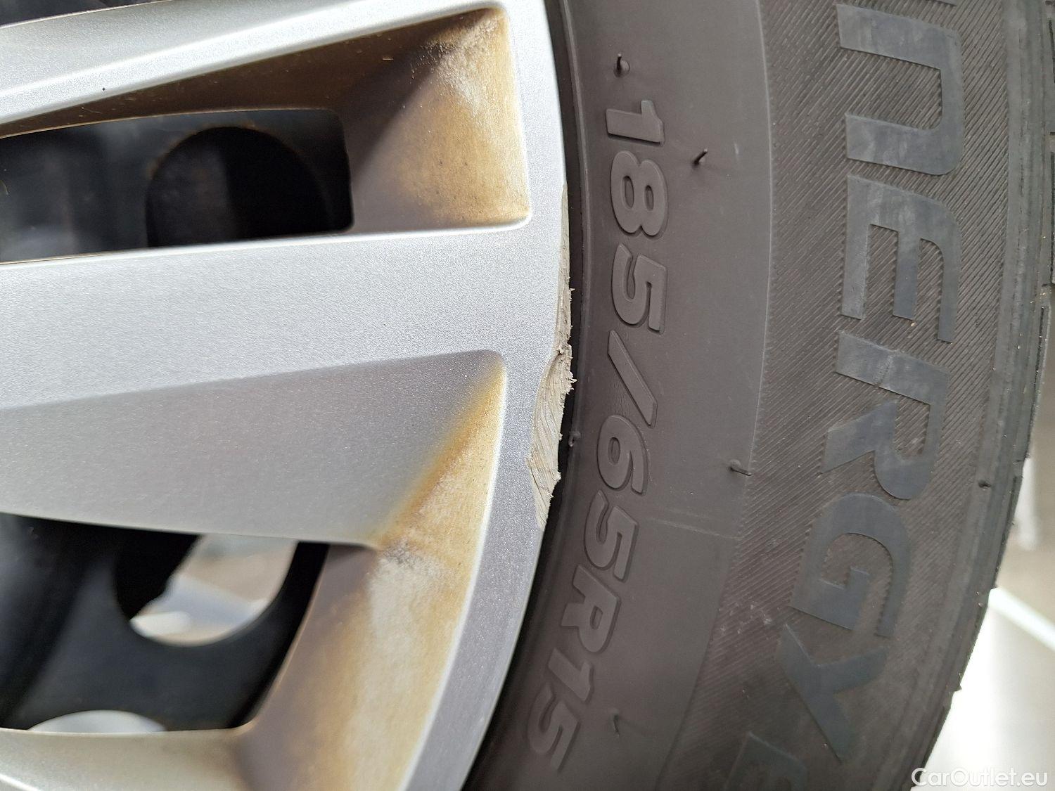  Peugeot  208 Peugeot,  '19, Peugeot  1.5 BlueHDi 100 MAN6 S&S Active 5d #3