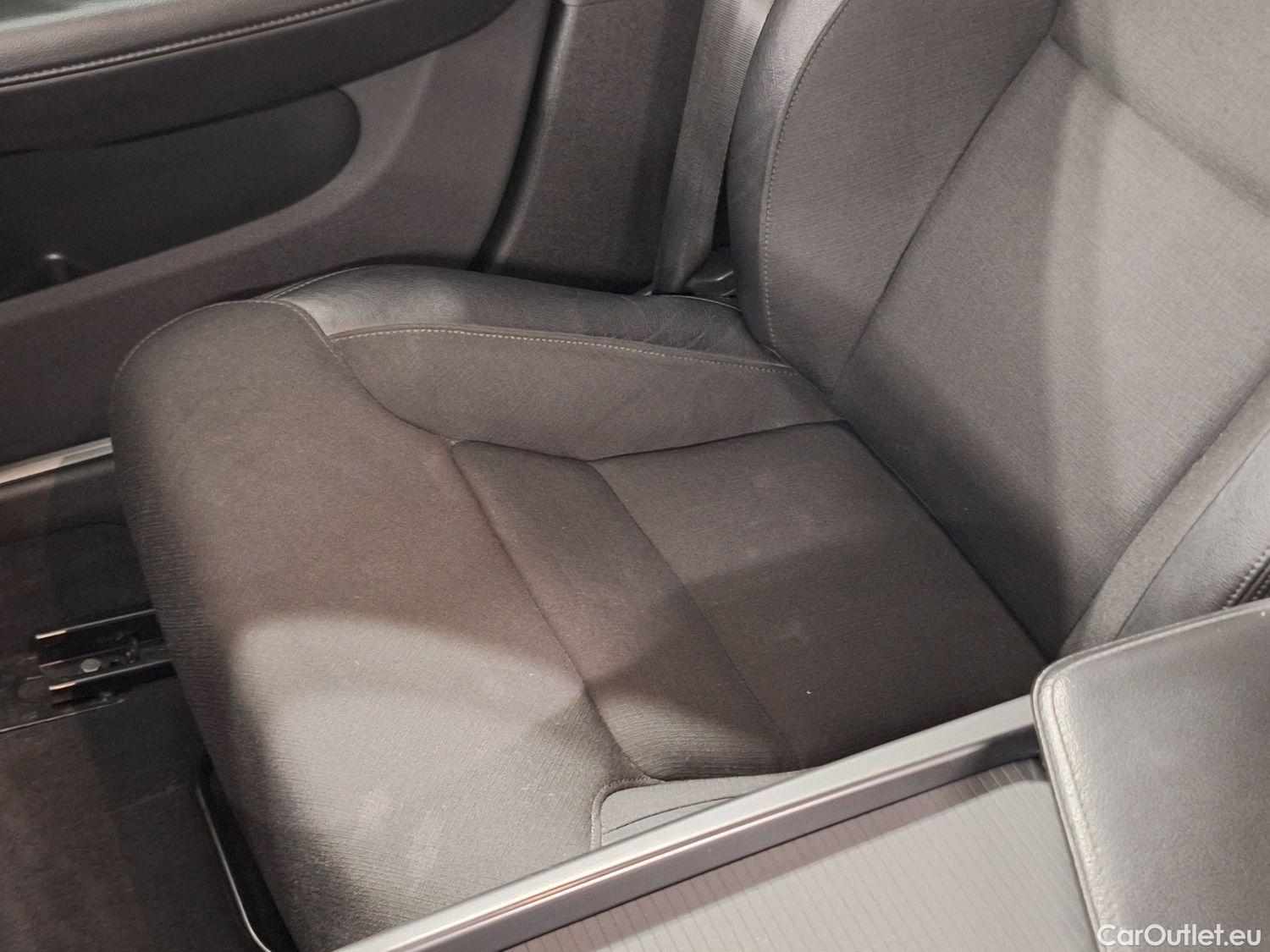  Volvo  V60 Volvo,  '18, Volvo  D3 Geartronic Momentum Pro 5d #39