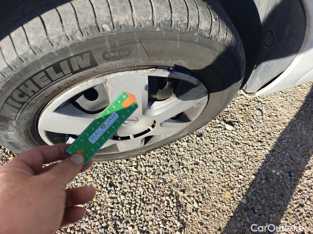  Nissan  NV200 NISSAN NV250 / 2019 / 4P / furgón 2pl 1.5dCi 70 kW (95CV) L1H1 ÓPTIMA #33