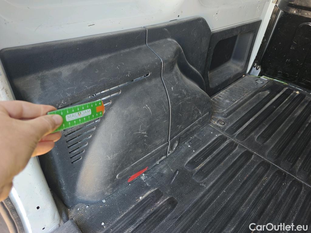  Nissan  NV200 NISSAN NV250 / 2019 / 4P / furgón 2pl 1.5dCi 70 kW (95CV) L1H1 ÓPTIMA #49