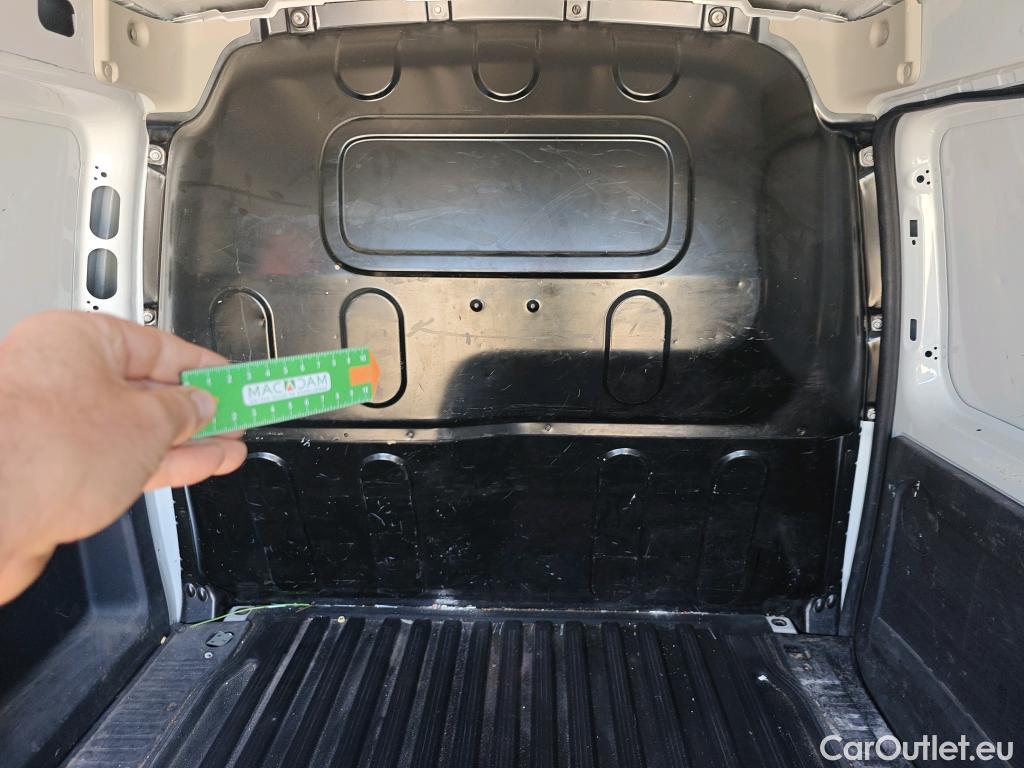  Nissan  NV200 NISSAN NV250 / 2019 / 4P / furgón 2pl 1.5dCi 70 kW (95CV) L1H1 ÓPTIMA #17