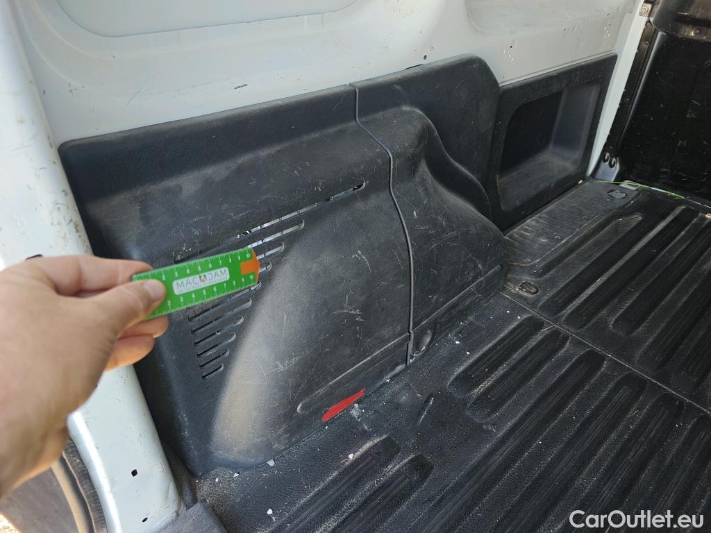  Nissan  NV200 NISSAN NV250 / 2019 / 4P / furgón 2pl 1.5dCi 70 kW (95CV) L1H1 ÓPTIMA #50