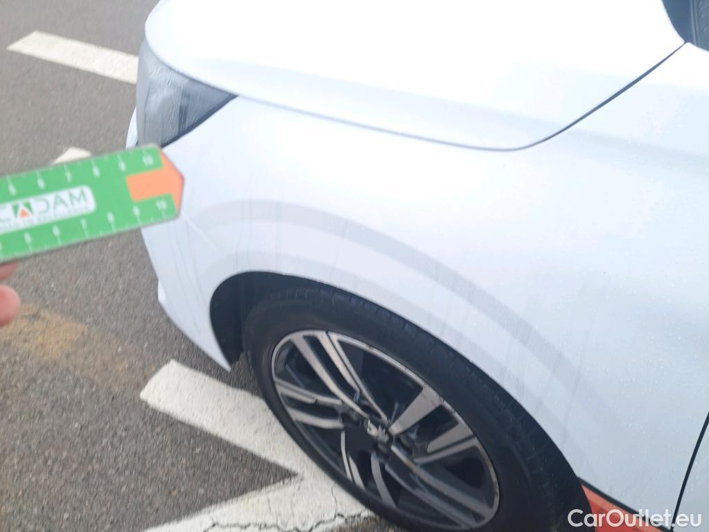  Peugeot  208 PEUGEOT  / 2019 / 5P / berlina con portón PureTech 73kW (100CV) Allure #9